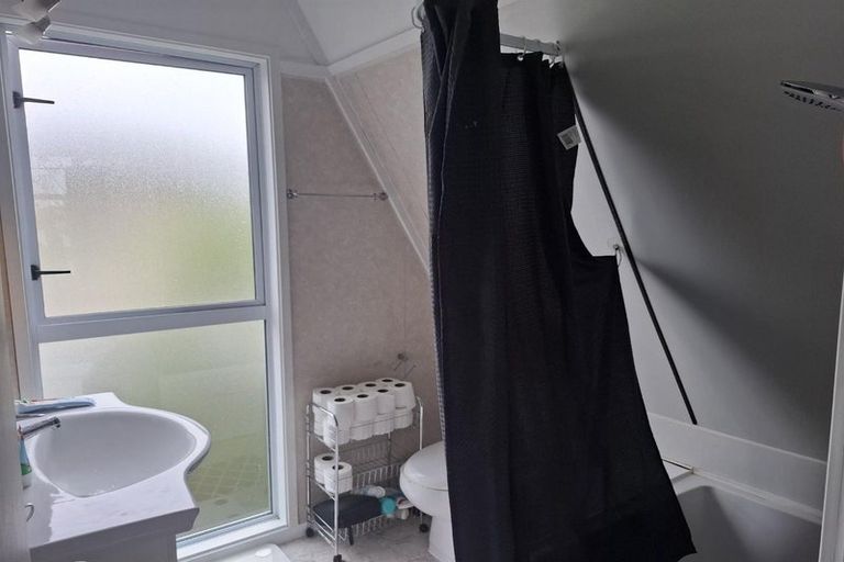 Photo of property in 7d June Place, Hamilton East, Hamilton, 3216