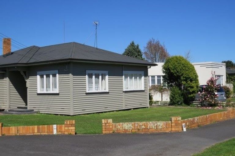 Photo of property in 62 Cook Street, Hamilton East, Hamilton, 3216