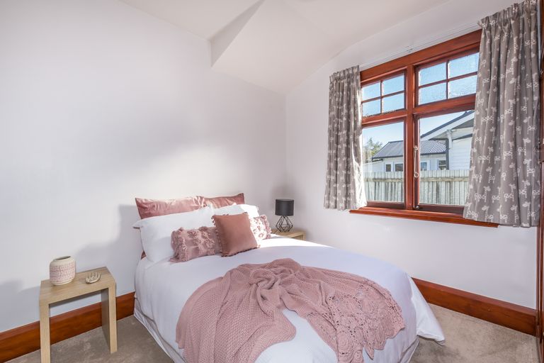 Photo of property in 92 Woodham Road, Linwood, Christchurch, 8062