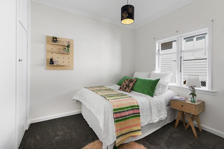 Photo of property in 61 Falkirk Avenue, Seatoun, Wellington, 6022