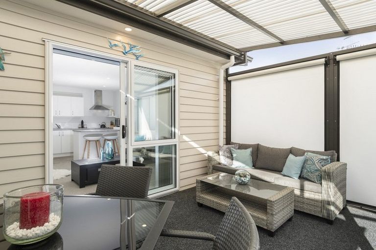 Photo of property in 208/11 Kamahi Crescent, Papamoa Beach, Papamoa, 3118