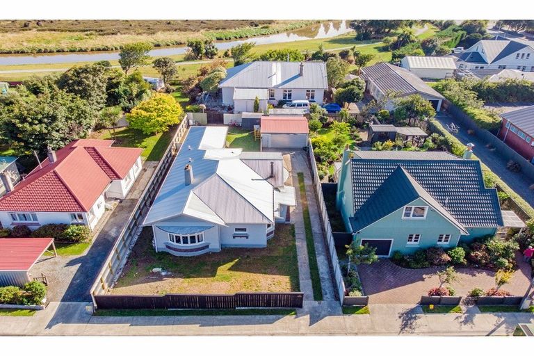 Photo of property in 64 Filleul Street, Gladstone, Invercargill, 9810