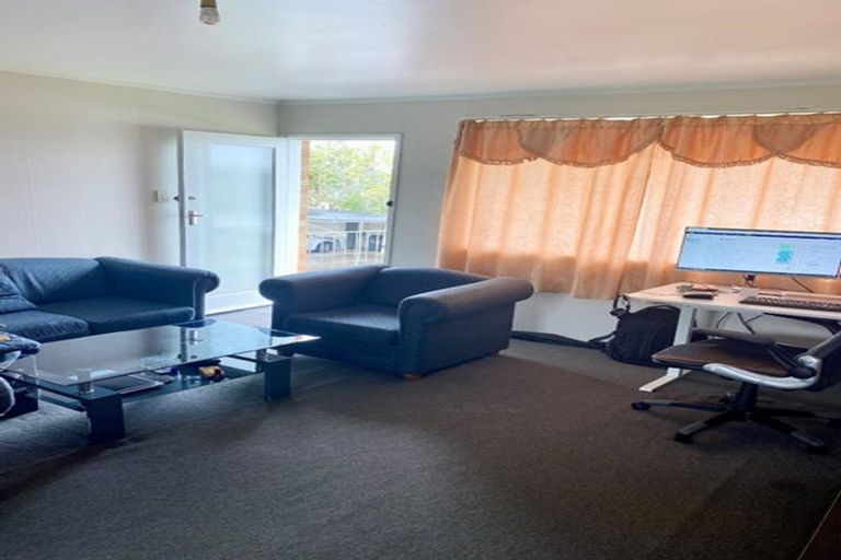 Photo of property in 8/84 Kenderdine Road, Papatoetoe, Auckland, 2025