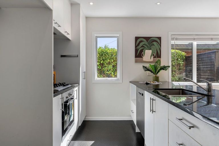 Photo of property in 51a Calcutta Street, Khandallah, Wellington, 6035