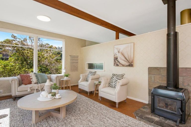 Photo of property in 10 The Rigi, Northland, Wellington, 6012