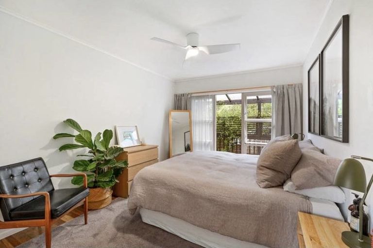 Photo of property in 1/67 Matipo Road, Te Atatu Peninsula, Auckland, 0610