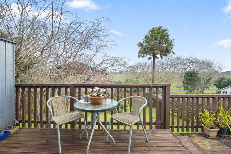 Photo of property in 69 Puriri Road, Pukekohe, 2120