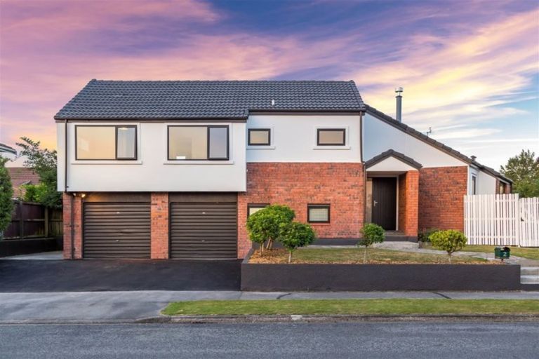 Photo of property in 2 Townshend Crescent, Halswell, Christchurch, 8025