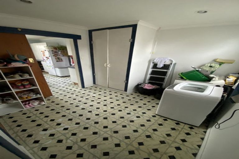 Photo of property in 67 Northcote Road, Northcote, Christchurch, 8052