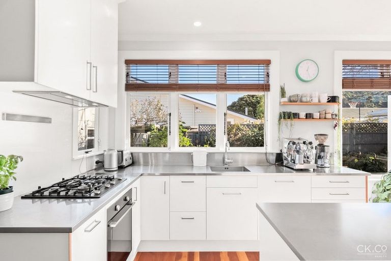 Photo of property in 7 Alice Street, Alicetown, Lower Hutt, 5010