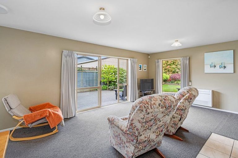 Photo of property in 22 Richard Seddon Drive, Northwood, Christchurch, 8051