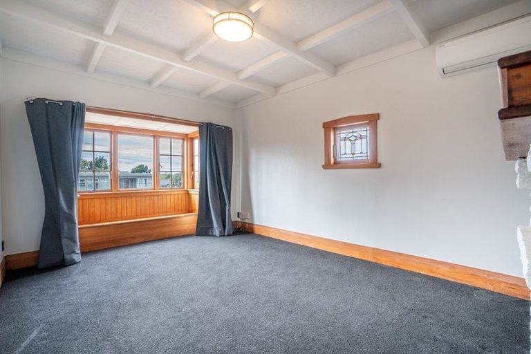 Photo of property in 180 Cambridge Road, Hillcrest, Hamilton, 3216