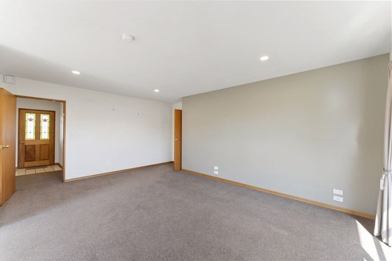 Photo of property in 33 Dee Street, St Albans, Christchurch, 8014