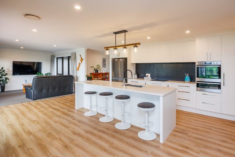 Photo of property in 18 Robbie Lane, Ashhurst, Palmerston North, 4470