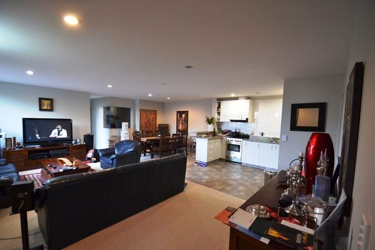 Photo of property in 14a Hill Road, Papatoetoe, Auckland, 2025