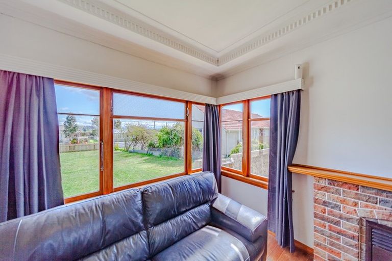 Photo of property in 83 Racecourse Road, Waipukurau, 4200