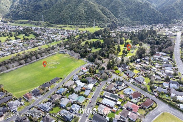 Photo of property in 26 Shanly Street, Brown Owl, Upper Hutt, 5018