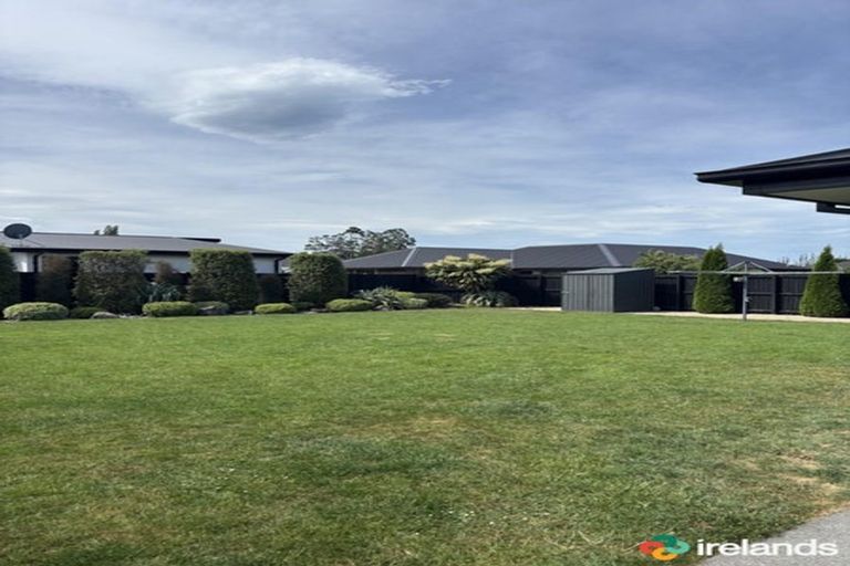 Photo of property in 56 Petries Road, Woodend, 7610
