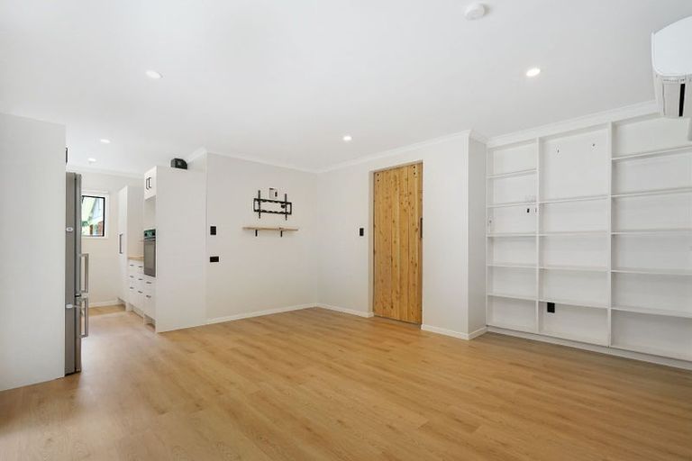 Photo of property in 15a Rosehill Drive, Rosehill, Papakura, 2113