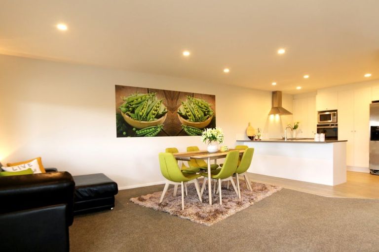 Photo of property in 3a Melia Place, Stanmore Bay, Whangaparaoa, 0932