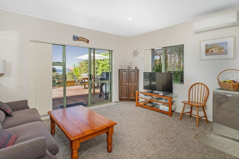 Photo of property in 8 Landel Place, Whitianga, 3510