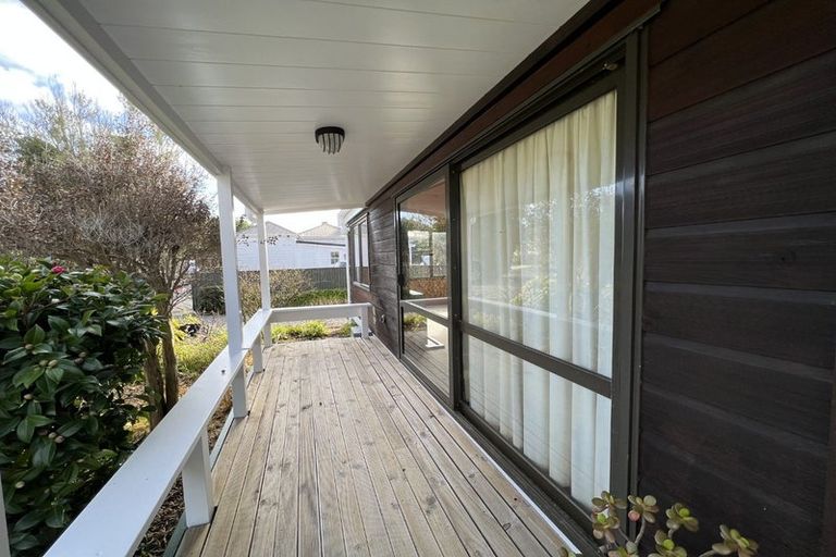 Photo of property in 3 Oxford Street, Marton, 4710