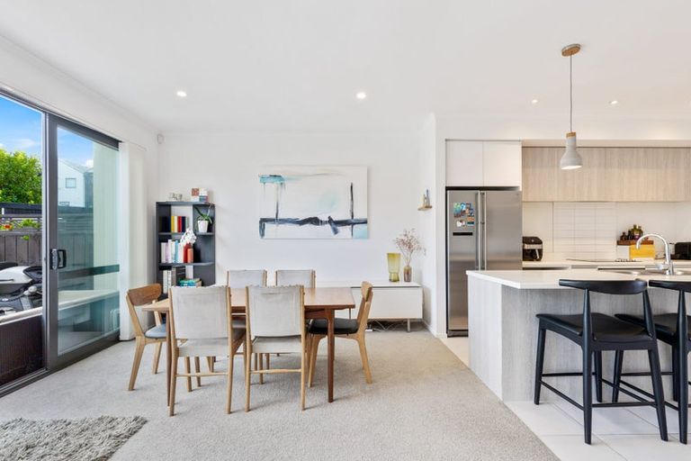 Photo of property in 7 Kanuka Road, Hobsonville, Auckland, 0616