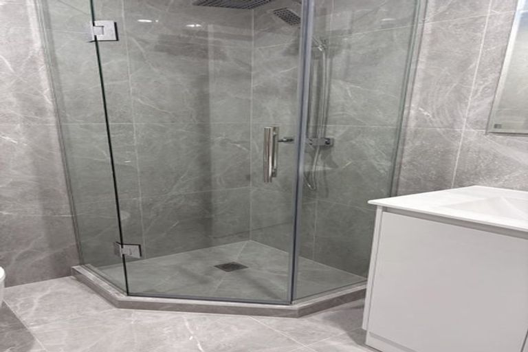 Photo of property in 163b Bradbury Road, Botany Downs, Auckland, 2010