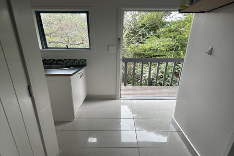 Photo of property in 1/14 Halder Place, Torbay, Auckland, 0632