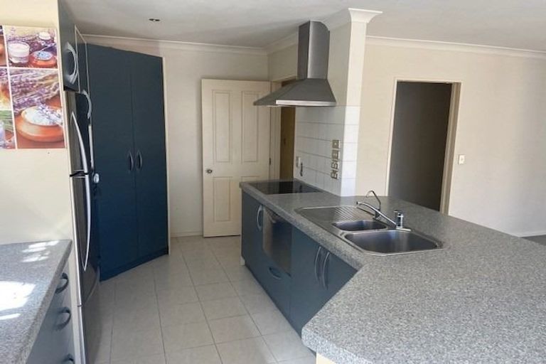 Photo of property in 56a Vodanovich Road, Te Atatu South, Auckland, 0610