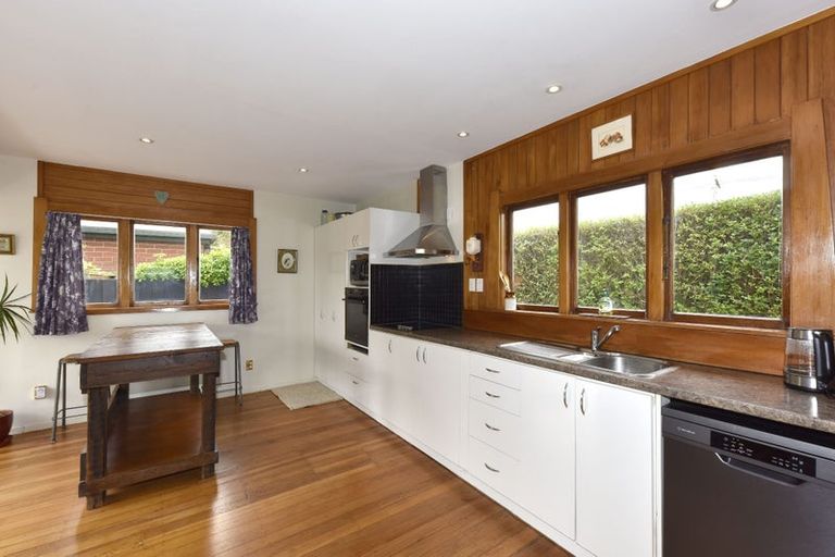 Photo of property in 40 Nortons Road, Avonhead, Christchurch, 8042