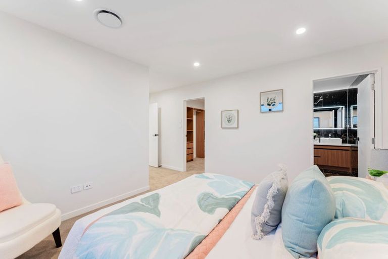 Photo of property in 28 Kate Duncan Drive, Swanson, 0614