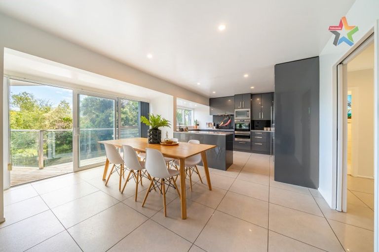 Photo of property in 49b Norton Park Avenue, Fairfield, Lower Hutt, 5011