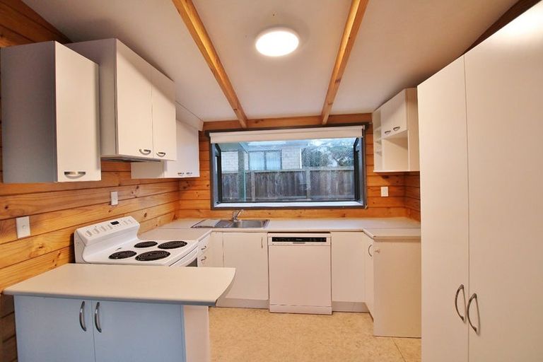 Photo of property in 1/29 Rosier Road, Glen Eden, Auckland, 0602