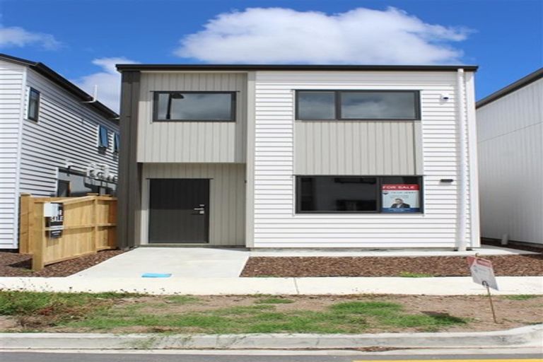 Photo of property in 61 Kairakau Street, Papakura, 2110