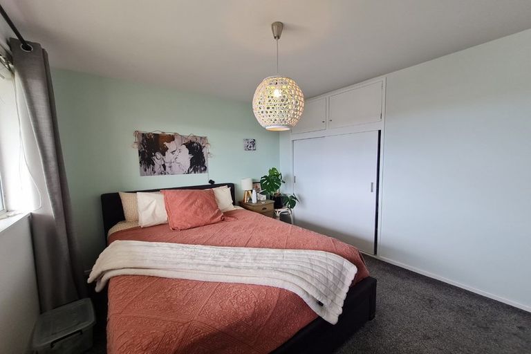 Photo of property in 90 Springs Road, Hornby, Christchurch, 8042