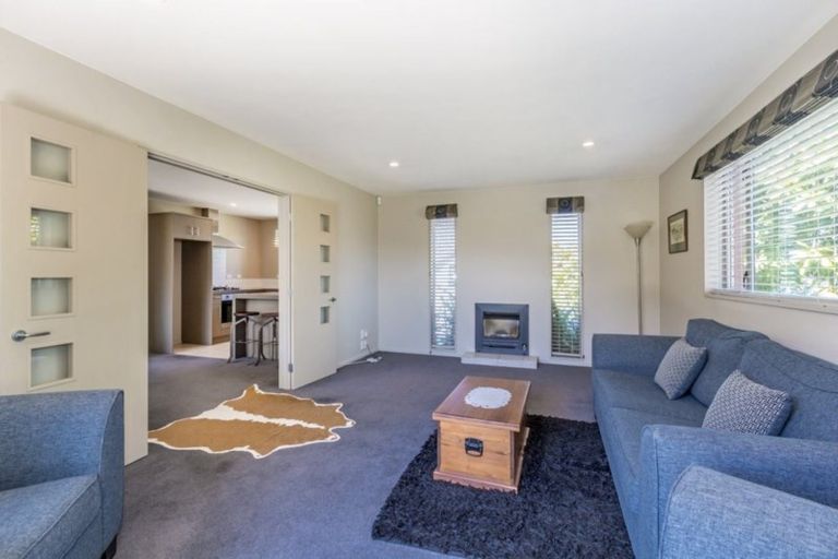 Photo of property in 11 Hideaway Gate, Parklands, Christchurch, 8083