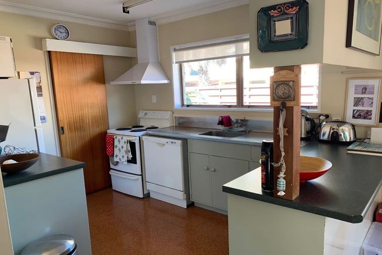 Photo of property in 35b Tay Street, Mount Maunganui, 3116