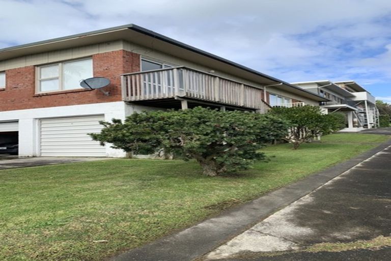 Photo of property in 1/5 Whitby Crescent, Mairangi Bay, Auckland, 0630