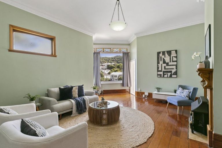 Photo of property in 21 The Parade, Island Bay, Wellington, 6023