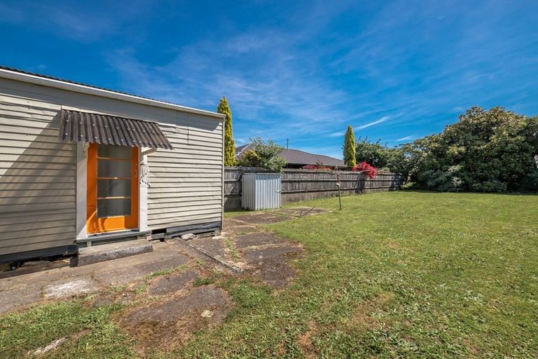 Photo of property in 82- 84 Queen Street, Westport, 7825