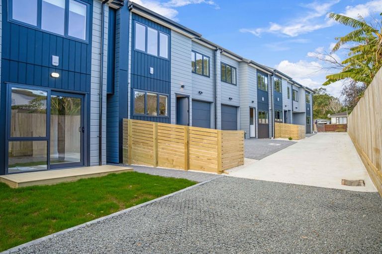 Photo of property in 28 Mckinstry Avenue, Mangere East, Auckland, 2024