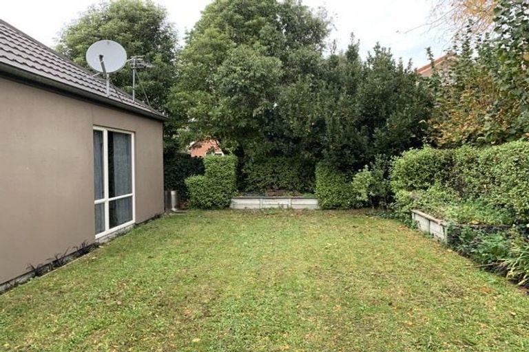 Photo of property in 1a Andybrae Lane, Saint Martins, Christchurch, 8022