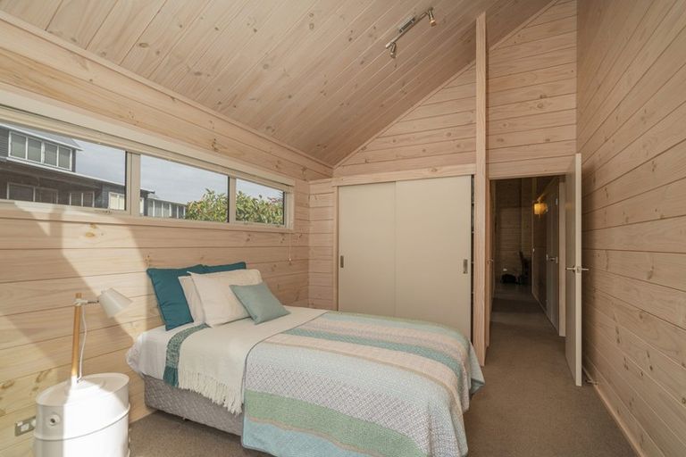 Photo of property in 102 Bond Road, Whangamata, 3620