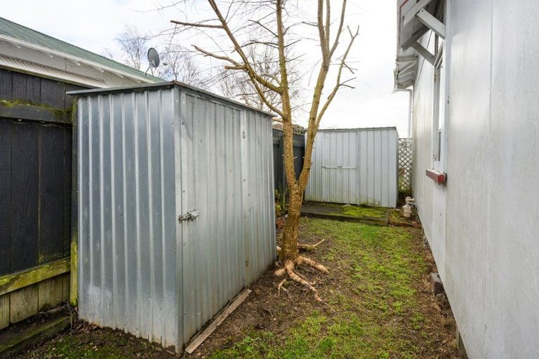 Photo of property in 70 Chelwood Street, Takaro, Palmerston North, 4412