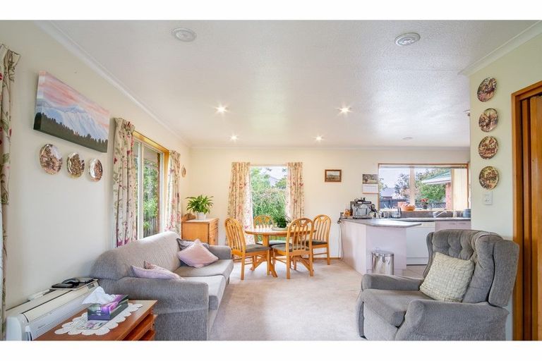 Photo of property in 25 Rempstone Drive, Halswell, Christchurch, 8025