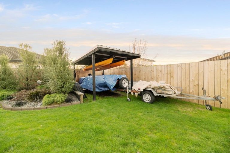 Photo of property in 37 Monaco Key, Papamoa Beach, Papamoa, 3118