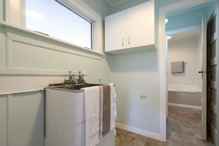 Photo of property in 95 Parkers Road, Tahunanui, Nelson, 7011