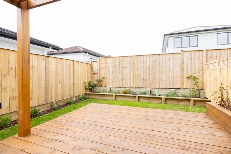 Photo of property in 60 Nganui Avenue, Takanini, Auckland, 2112