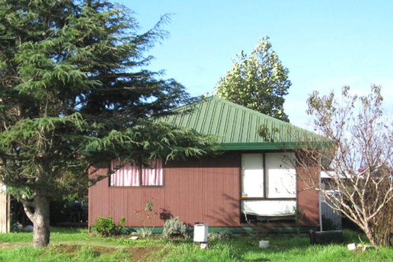 Photo of property in 2/12 Marinich Drive, Ranui, Auckland, 0612